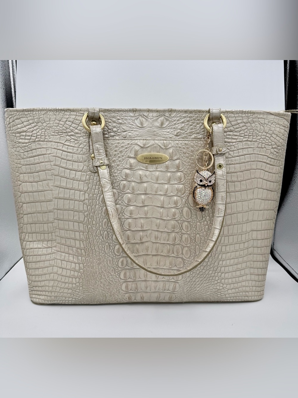 Brahmin Melbourne Croc Embossed Leather Tote Bag Linen Cream Gold